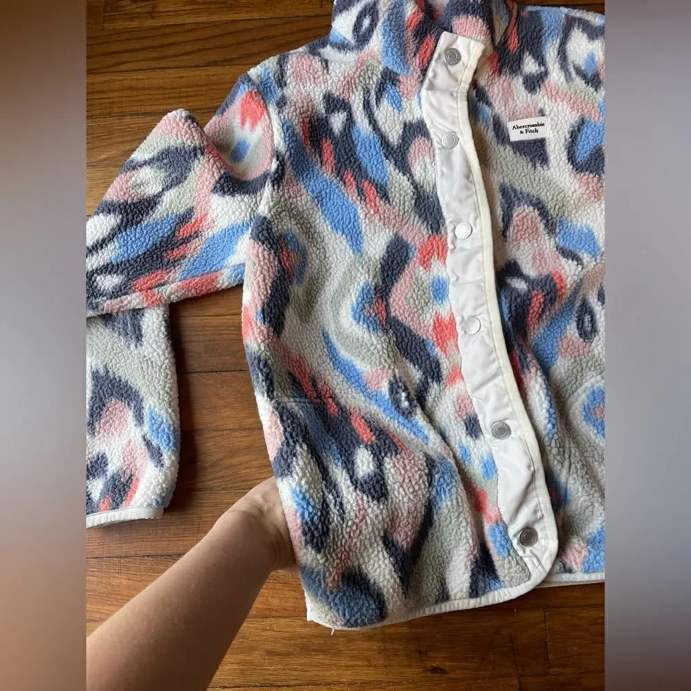 Abercrombie and fitch kids multicolor Sherpa jacket size 15/16
